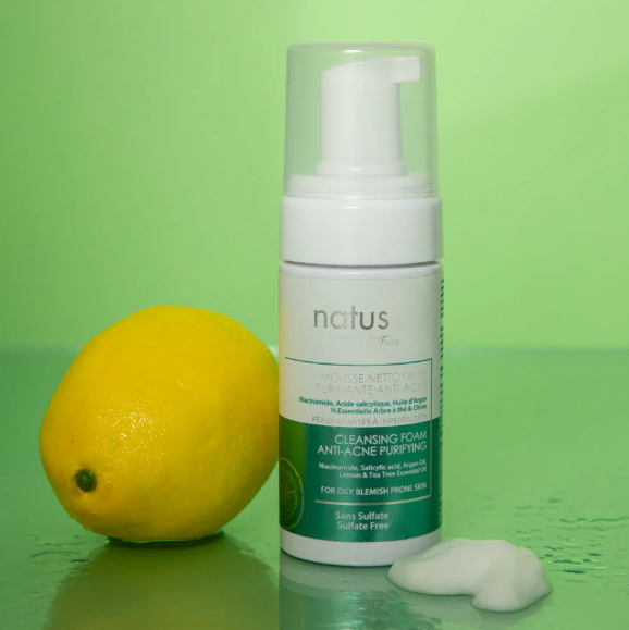MOUSSE NETTOYANTE PURIFIANTE ANTI-ACNE SANS SULFATE